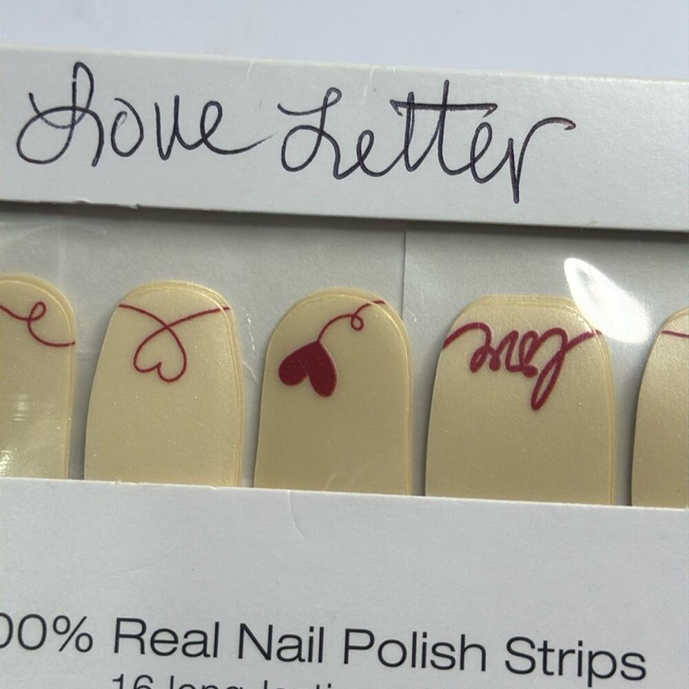 NWT Color Street “Love Letter” Nail Strips
